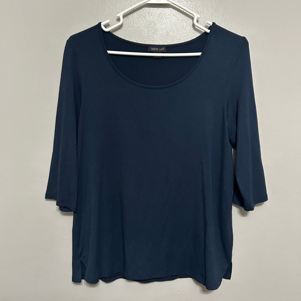 J. Jill Wearever Top Women XS Navy Blue 3/4 Sleeve Scoop Neck Minimalist Luxury